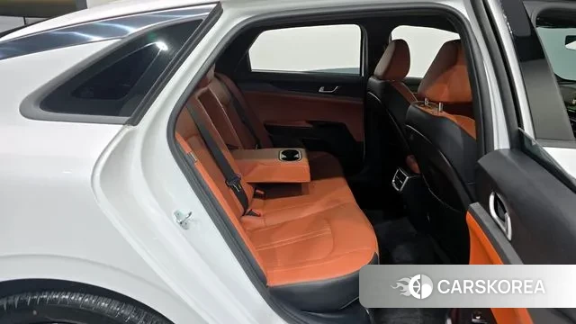 Kia The New K5 Hybrid 3rd generation 2024 Белый из Кореи, фото 3