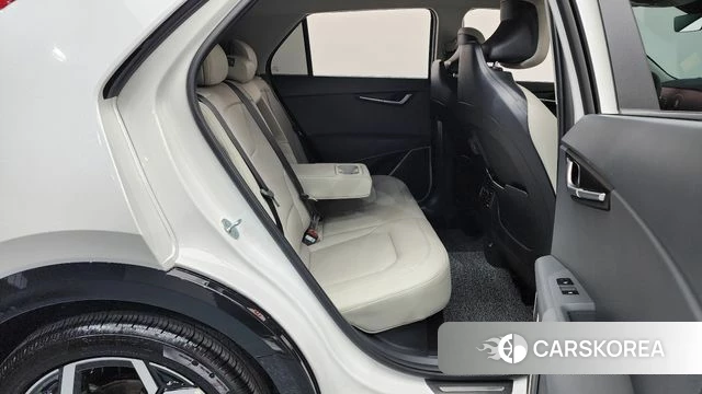 Kia Di Ol Nu Niro 2025 Белый из Кореи, фото 3