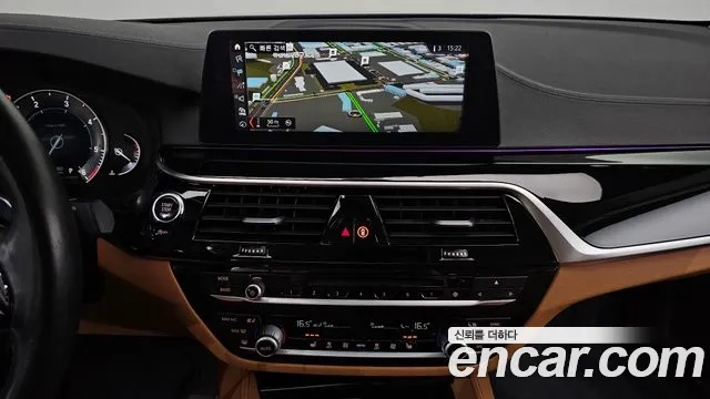 BMW 5 Series (G30) 2018 Черный из Кореи, фото 3