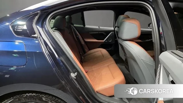 BMW 5 Series (G60) 2024 Синий из Кореи, фото 3