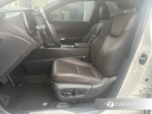 Lexus RX 2023 Белый из Китая, фото 3