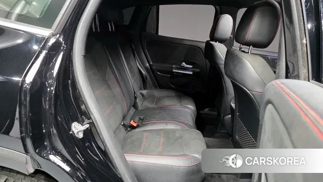 Mercedes-Benz GLA - Class H247 2020 Черный из Кореи, фото 3