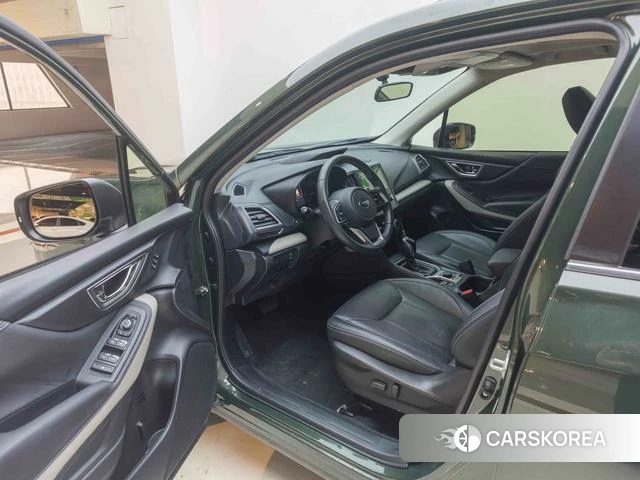 Subaru FORESTER Forester 2023 Зеленый из Китая, фото 3