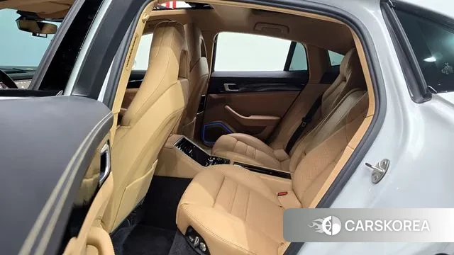 Porsche Panamera (971) 2021 Белый из Кореи, фото 3