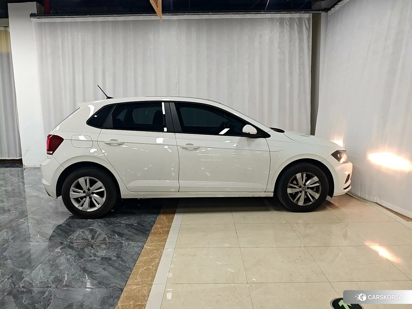 Volkswagen Polo 2021 Белый из Китая, фото 3