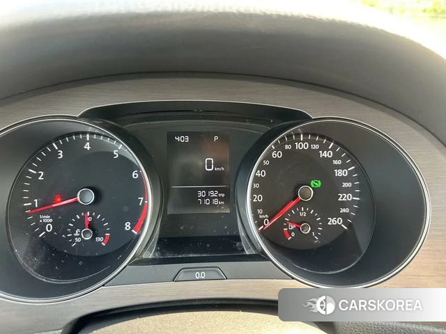Volkswagen Golf*Jiayu 2019 Шампань из Китая, фото 3