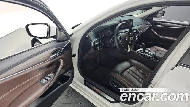 BMW 5 Series (G30) 2020 Белый из Кореи, фото 3