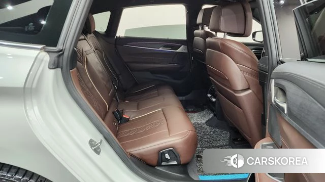 BMW 6 Series GT (G32) 2021 Белый из Кореи, фото 3