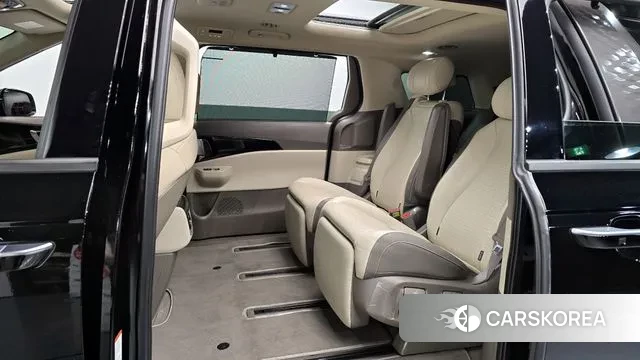 Kia The New Carnival 4th Generation 2024 Черный из Кореи, фото 3