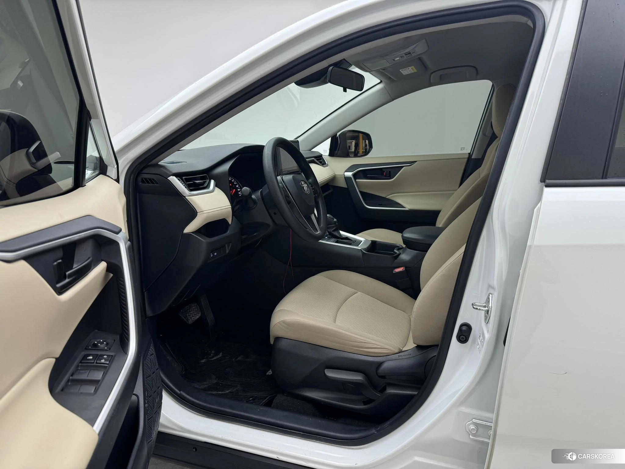 Toyota RAV4 Rongfang 2021 Белый из Китая, фото 3