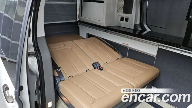 Hyundai Staria 2023 Белый из Кореи, фото 3