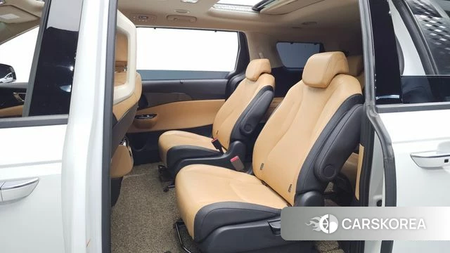 Kia Carnival 4th generation 2023 Белый из Кореи, фото 3