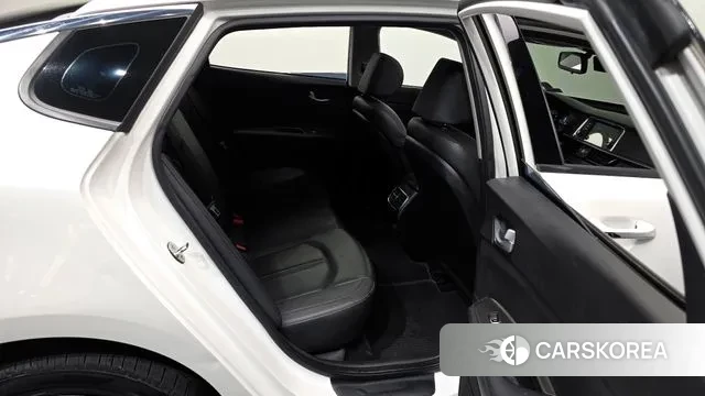 Kia The New K5 2nd generation 2018 Белый из Кореи, фото 3