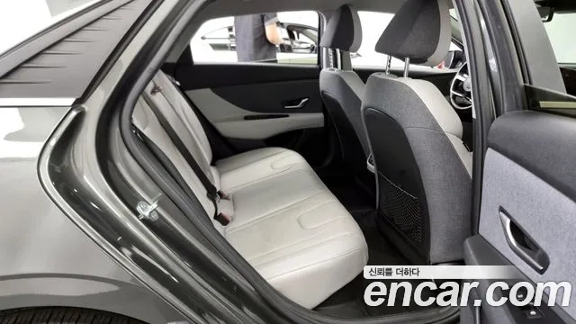 Hyundai Avante Hybrid (CN7) 2021 Серый из Кореи, фото 3