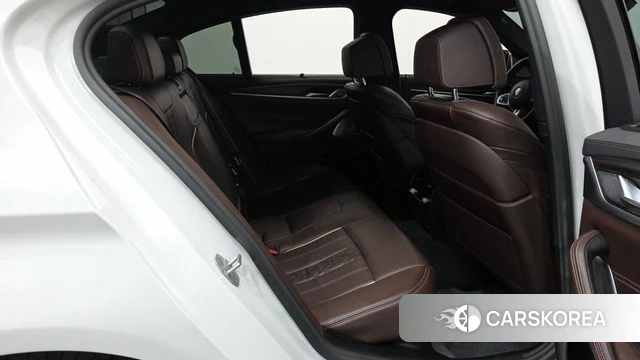 BMW 5 Series (G30) 2020 Белый из Кореи, фото 3