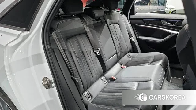 Audi A6 (C8) 2020 Белый из Кореи, фото 3