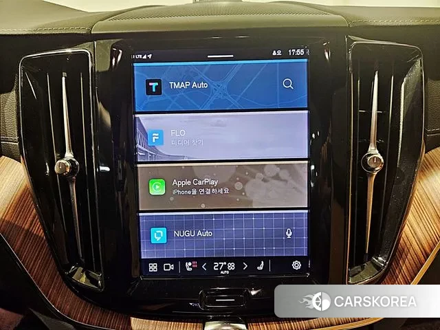 Volvo XC60 second Generation 2023 Серебристо-серый из Кореи, фото 3