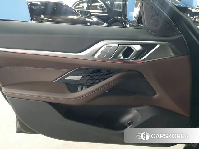 BMW 4 Series (G22) 2025 Черный из Кореи, фото 3