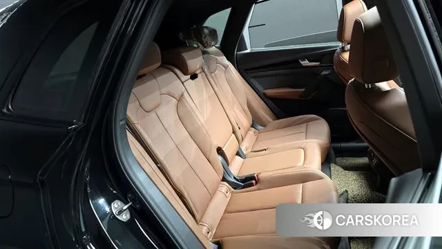 Audi Q5 (FY) 2024 Черный из Кореи, фото 3