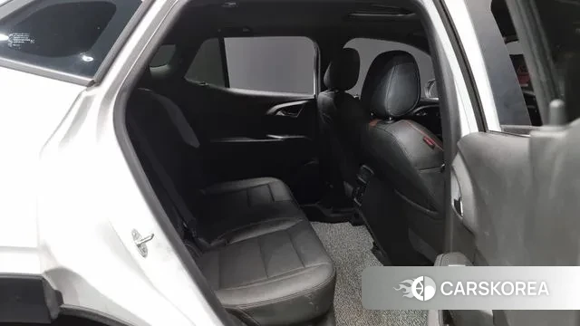 Chevrolet (GM Daewoo) Trax Crossover 2023 Белый из Кореи, фото 3