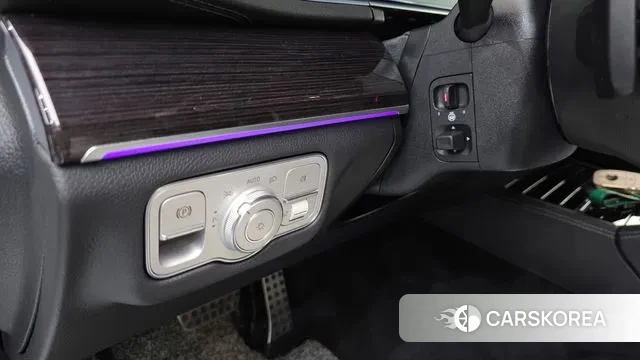 Mercedes-Benz GLE-Class W167 2023 Белый из Кореи, фото 3