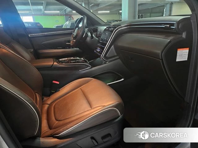 Hyundai Tucson Hybrid (NX4) 2021 Серебристо-серый из Кореи, фото 3