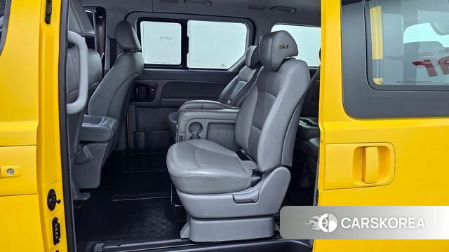 Hyundai The New Grand Starex 2021 Желтый из Кореи, фото 3