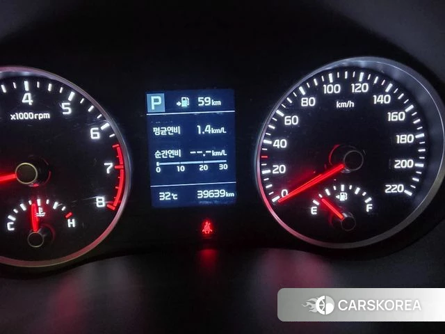 Kia Stonic 2018 Синий из Кореи, фото 3