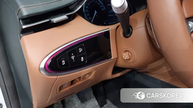 Genesis GV70 2022 Белый из Кореи, фото 3