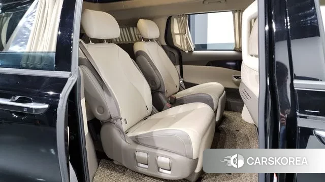 Kia Carnival 4th generation 2021 Черный из Кореи, фото 3