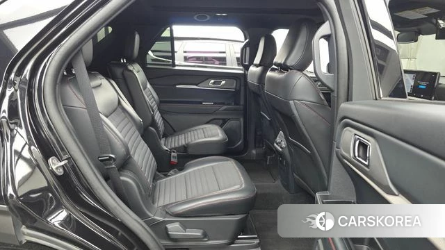 Ford Explorer 6th Generation 2025 Черный из Кореи, фото 3