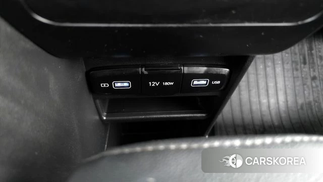 Hyundai Staria 2023 Серебряный из Кореи, фото 3