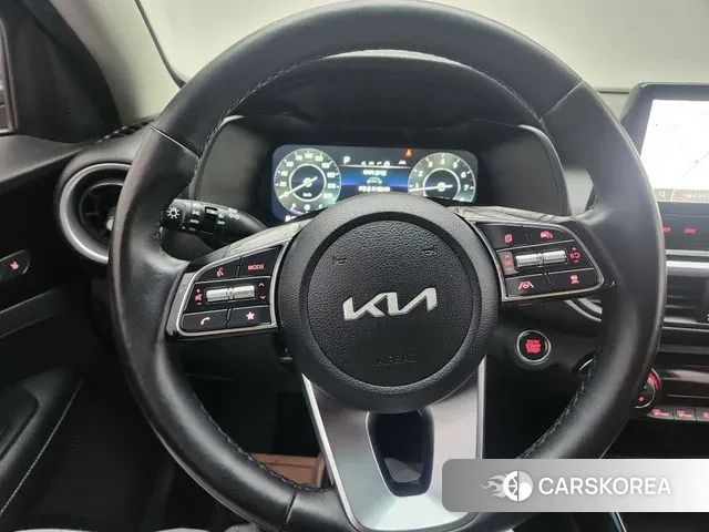 Kia The New K3 2nd generation 2021 Серый из Кореи, фото 3