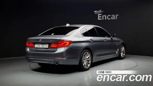 BMW 5 Series (G30) 2018 Серый из Кореи, фото 3