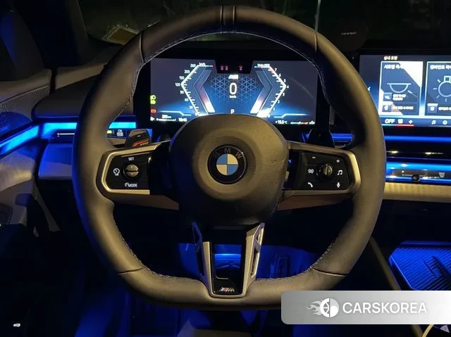 BMW 5 Series (G60) 2025 Черный из Кореи, фото 3