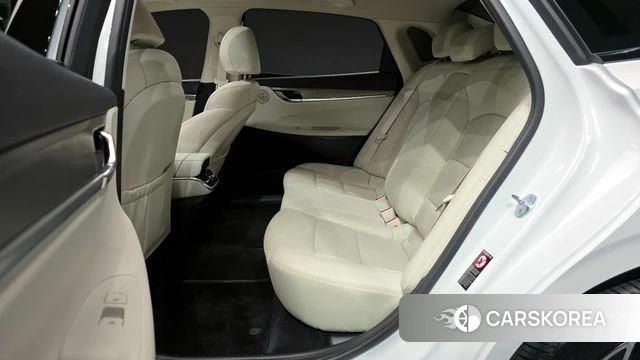 Hyundai The New Grandeur IG Hybrid 2022 Белый из Кореи, фото 3