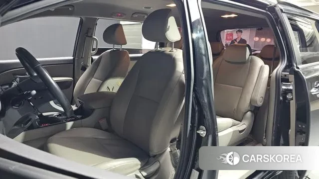 Kia The New Carnival 2018 Черный из Кореи, фото 3