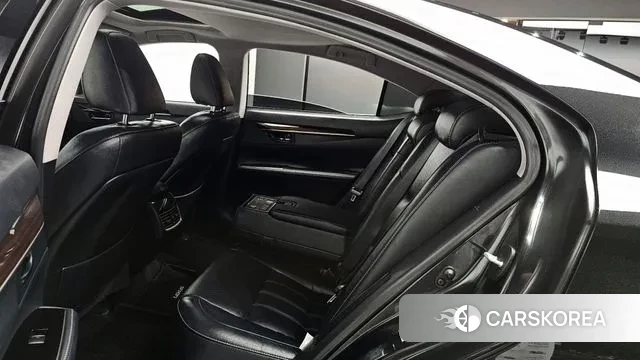 Lexus New ES300h 2018 Черный из Кореи, фото 3