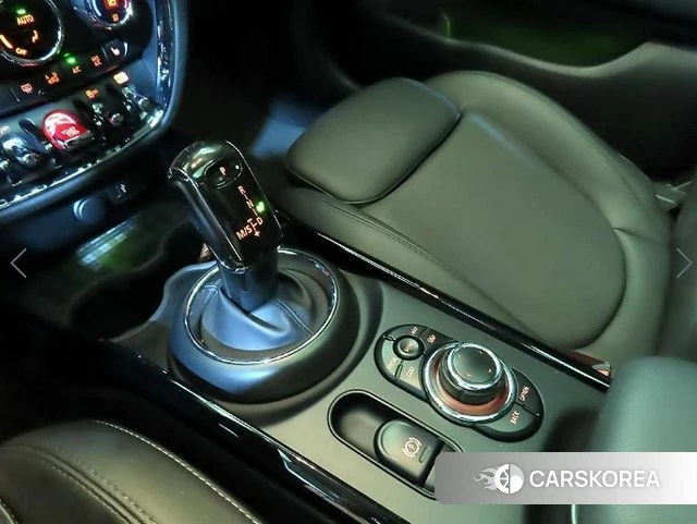 Mini Cooper Clubman 2022 Черный из Кореи, фото 3