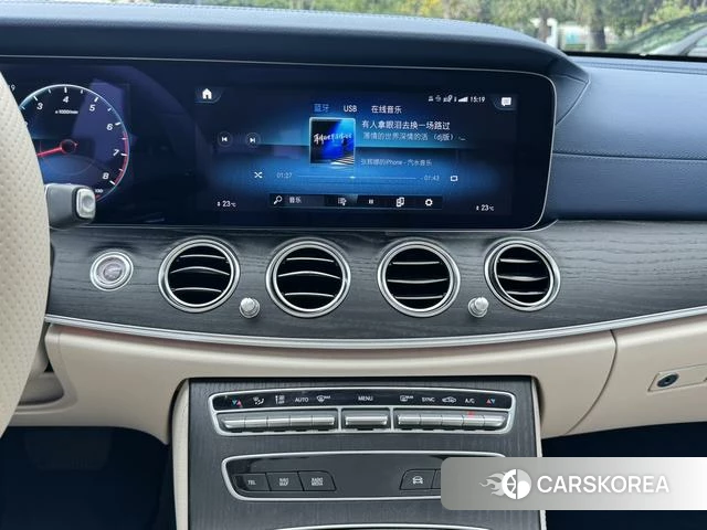 Mercedes-Benz E-class 2022 Черный из Китая, фото 3