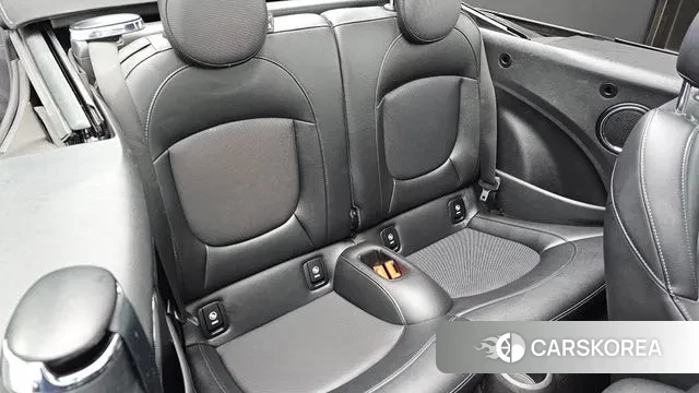 Mini Cooper Convertible 2021 Красный из Кореи, фото 3