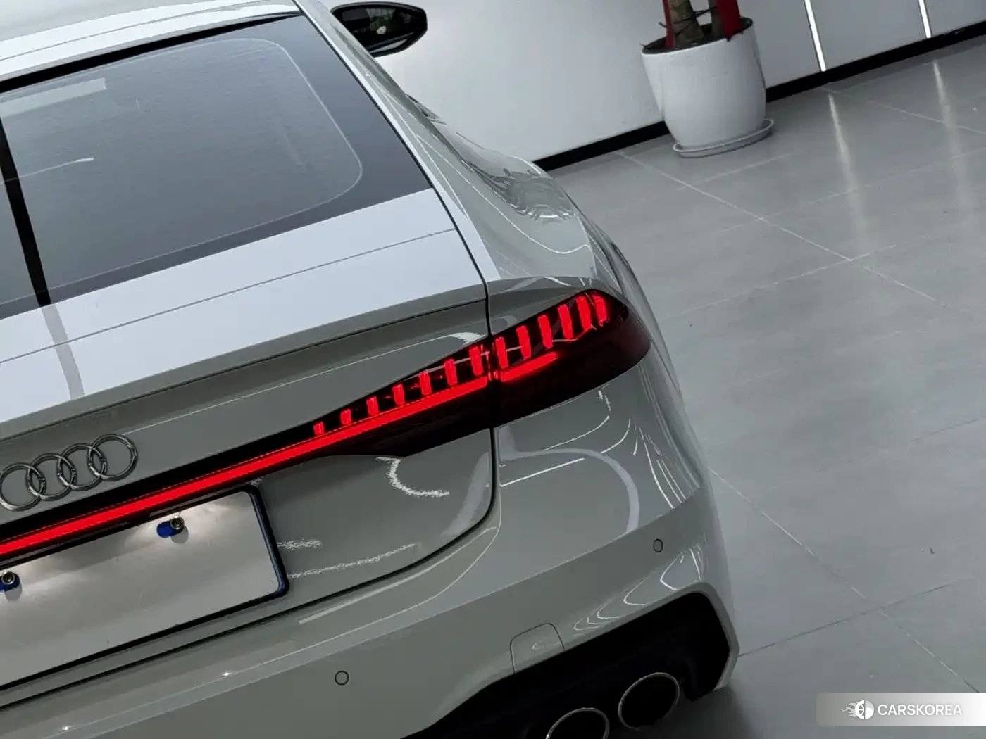 Audi A7 2019 Белый из Китая, фото 4