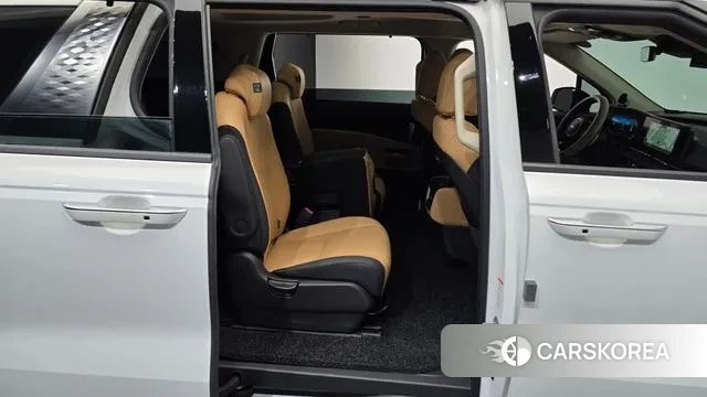 Kia Carnival 4th generation 2023 Белый из Кореи, фото 3
