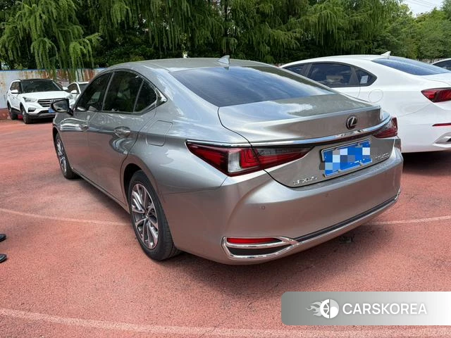 Lexus ES 2022 Другой из Китая, фото 3