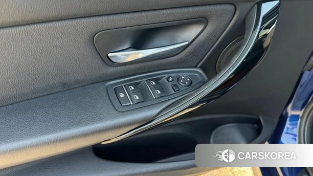 BMW 3 Series (F30) 2018 Синий из Кореи, фото 3