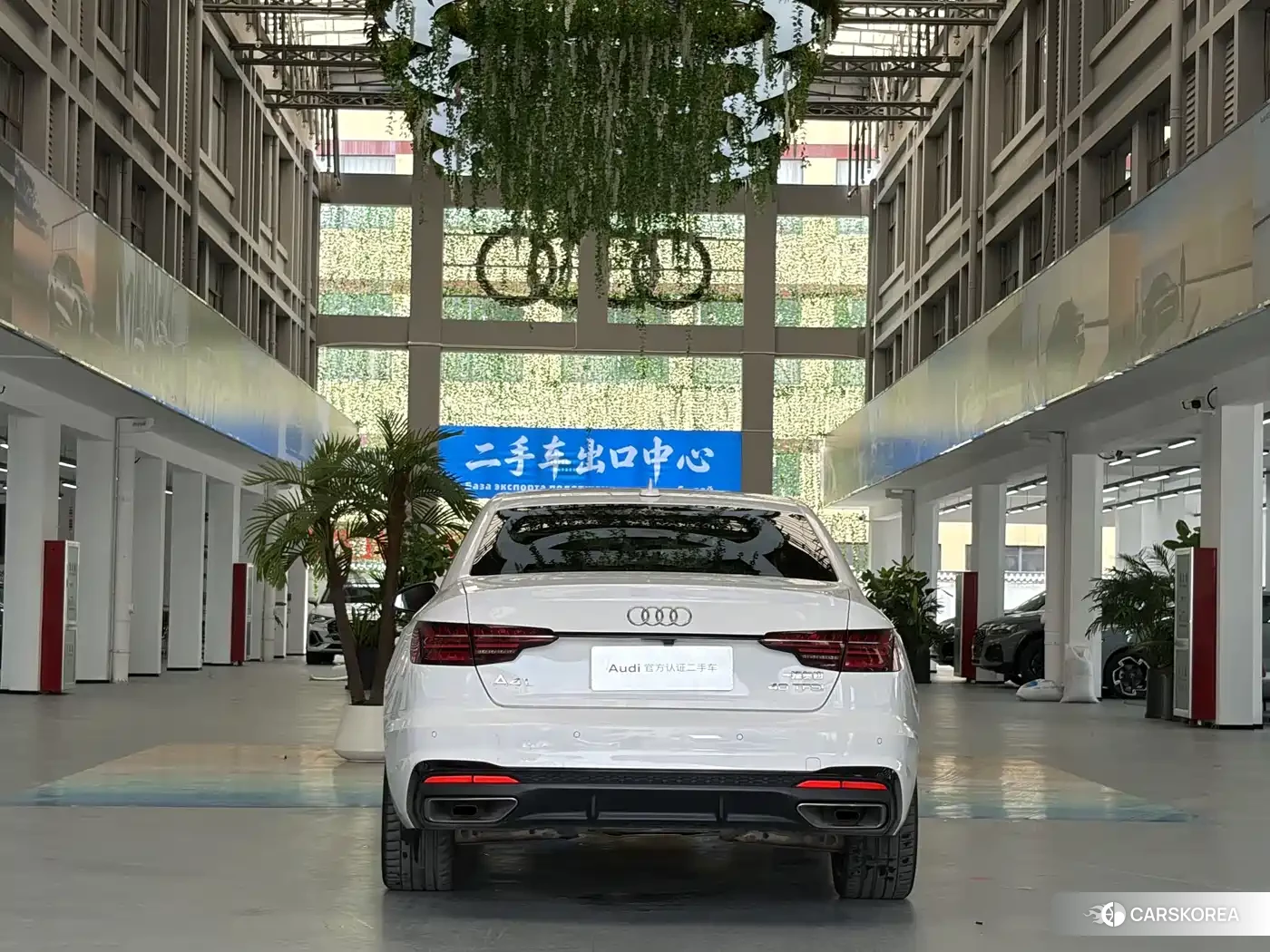 Audi A4L 2022 Белый из Китая, фото 3