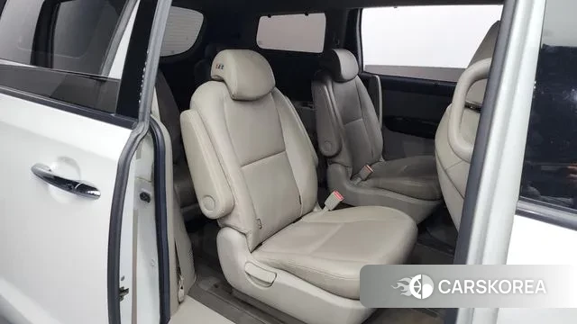 Kia The New Carnival 2019 Белый из Кореи, фото 3