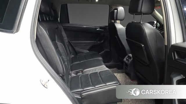 Volkswagen Tiguan Allspace 2018 Белый из Кореи, фото 3