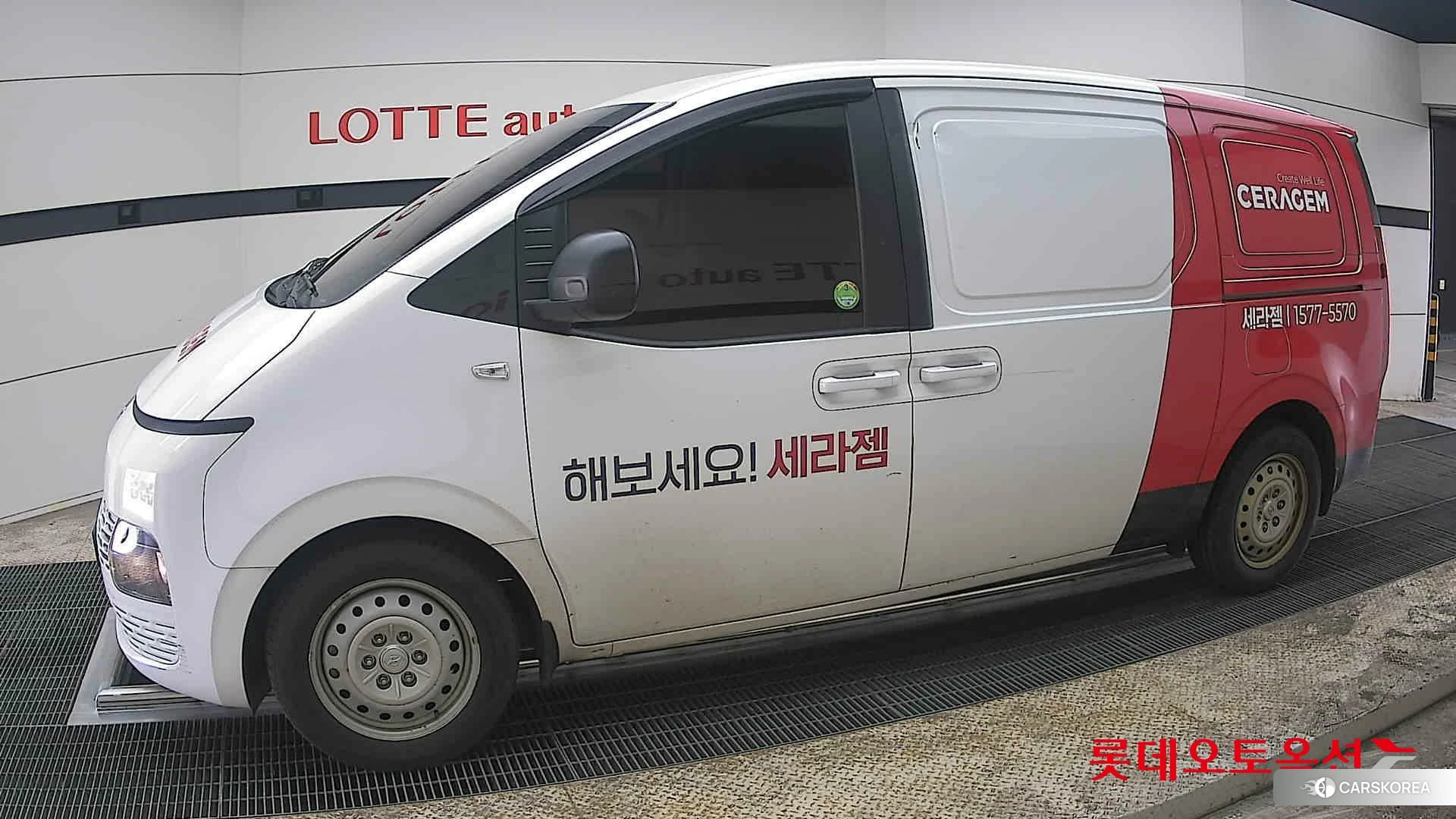 Hyundai Staria 2022 Белый из Кореи, фото 3