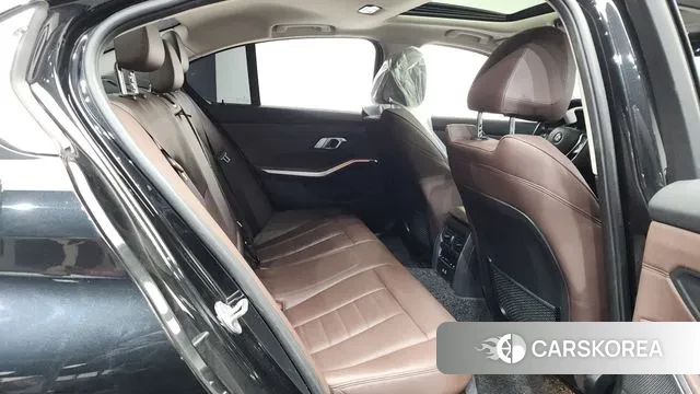 BMW 3 Series (G20) 2022 Черный из Кореи, фото 3